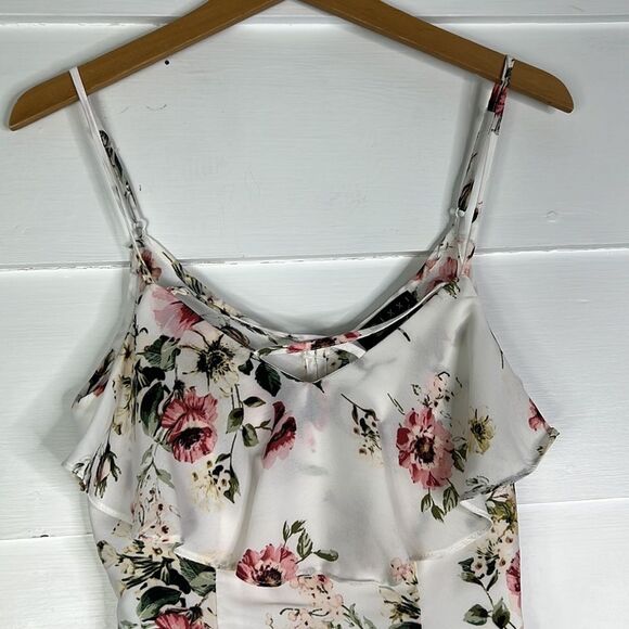 NWT Trixxi Floral and Striped Romper from Francesca’s Size Small - Picture 3 of 13